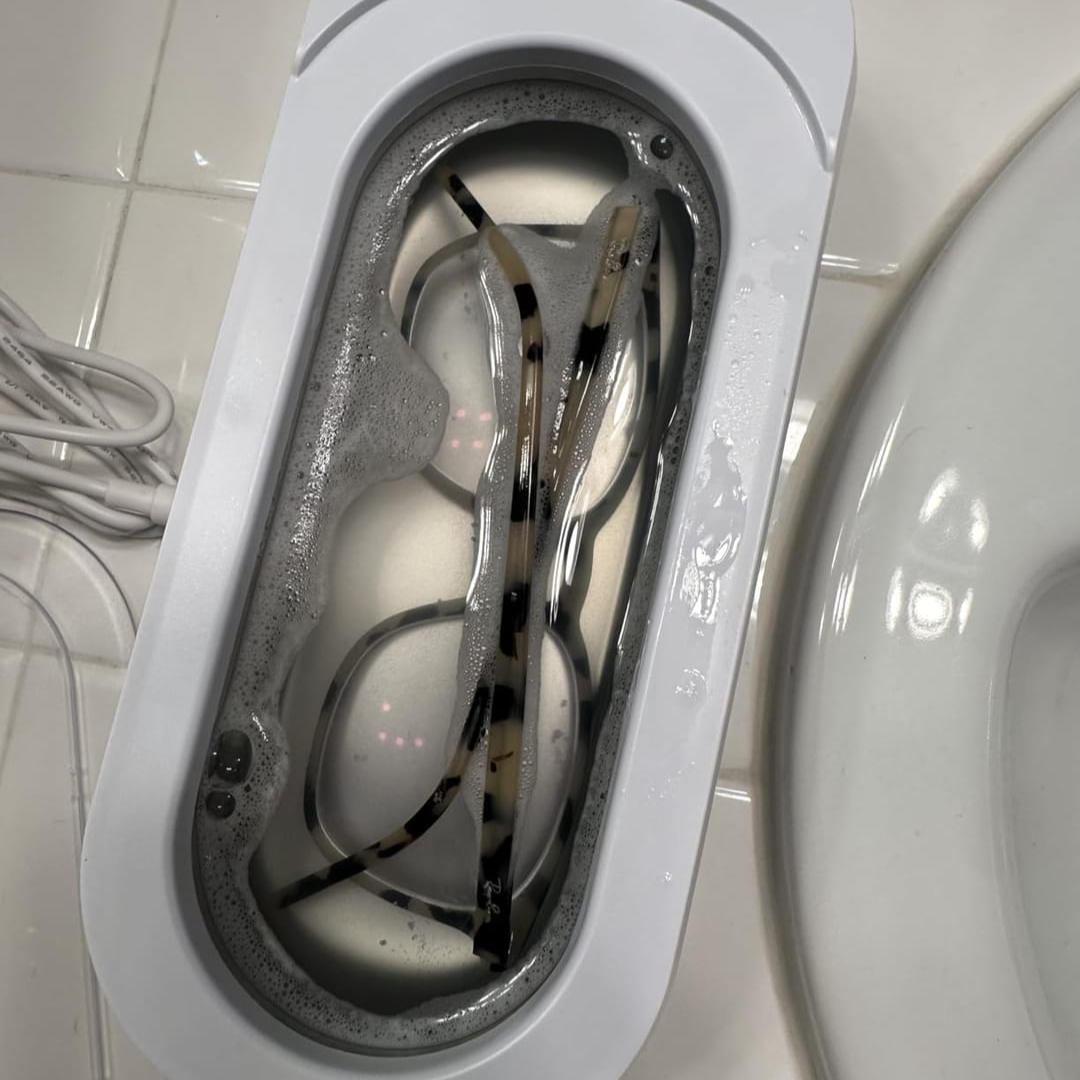 Ultraljudsrengörare för glasögon och smycken