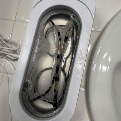 Ultraljudsrengörare för glasögon och smycken